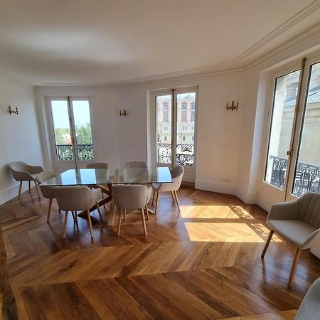 Face Chateau St Germain En Laye, Appartement 4 A 6 Personnes, 23 Min De Paris Champs-Elysees Сен-Жермен-ан-Ле Екстер'єр фото