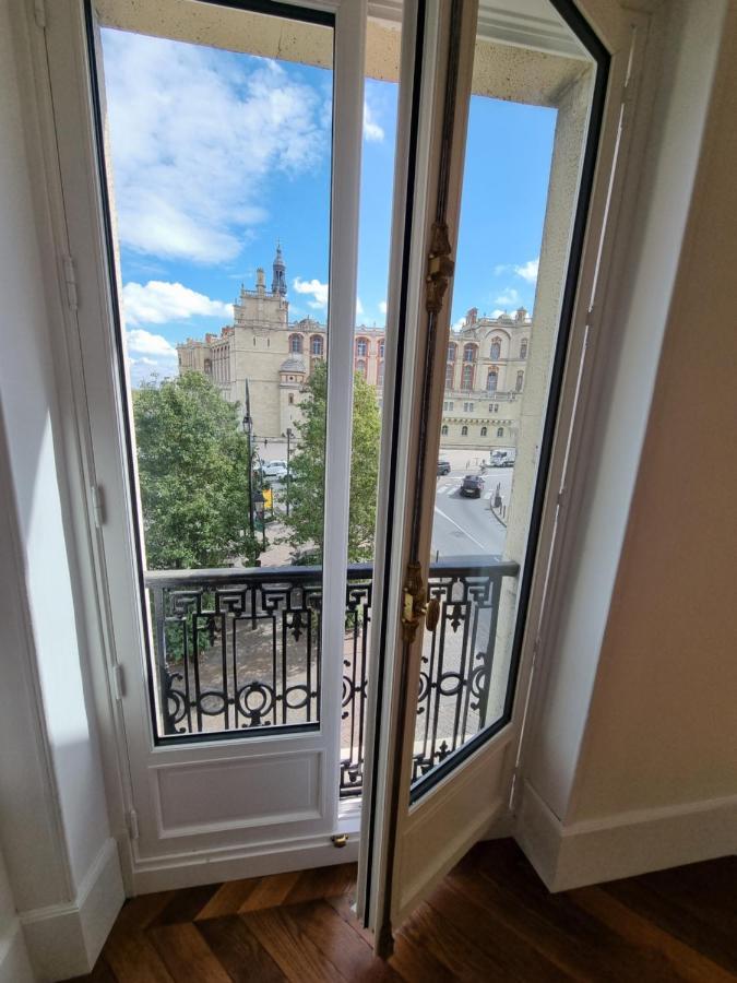 Face Chateau St Germain En Laye, Appartement 4 A 6 Personnes, 23 Min De Paris Champs-Elysees Сен-Жермен-ан-Ле Екстер'єр фото