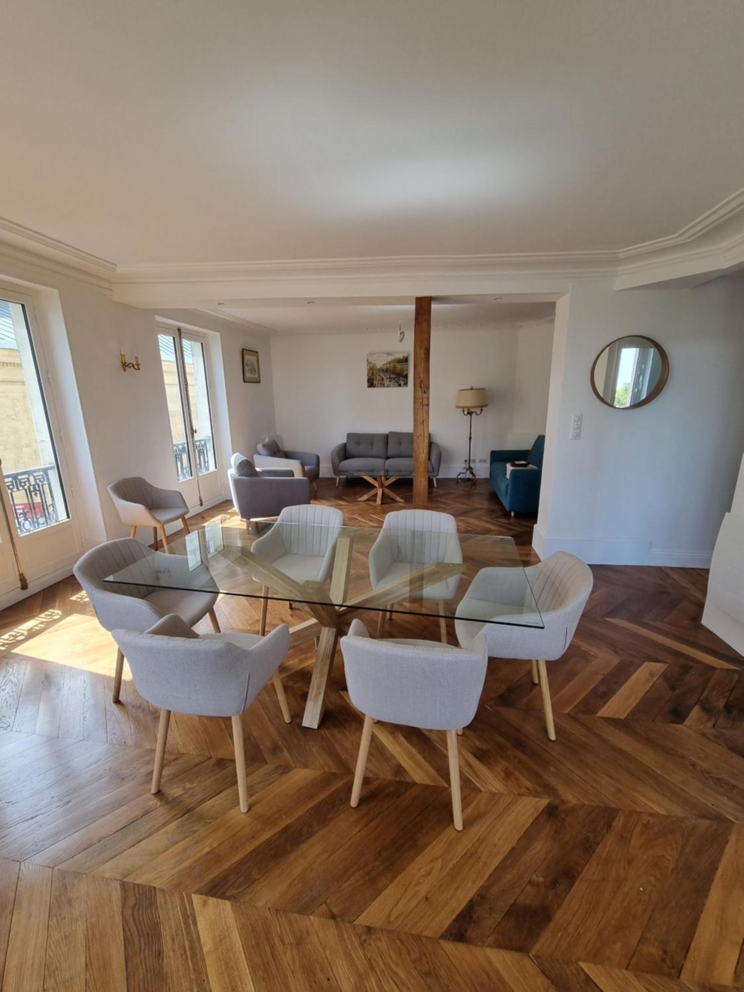 Face Chateau St Germain En Laye, Appartement 4 A 6 Personnes, 23 Min De Paris Champs-Elysees Сен-Жермен-ан-Ле Екстер'єр фото